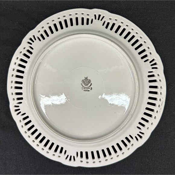 Schwarzenhammer Porcelain Reticulated Plate With Floral Design, Vintage Mid 20th - Picture 2 of 7
